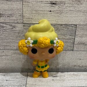 Lemon meringue Yellow and Green Collectible Figurine